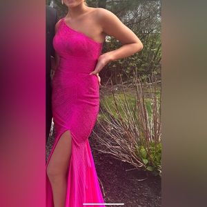 Hot pink one shoulder Sherri Hill dress 54401